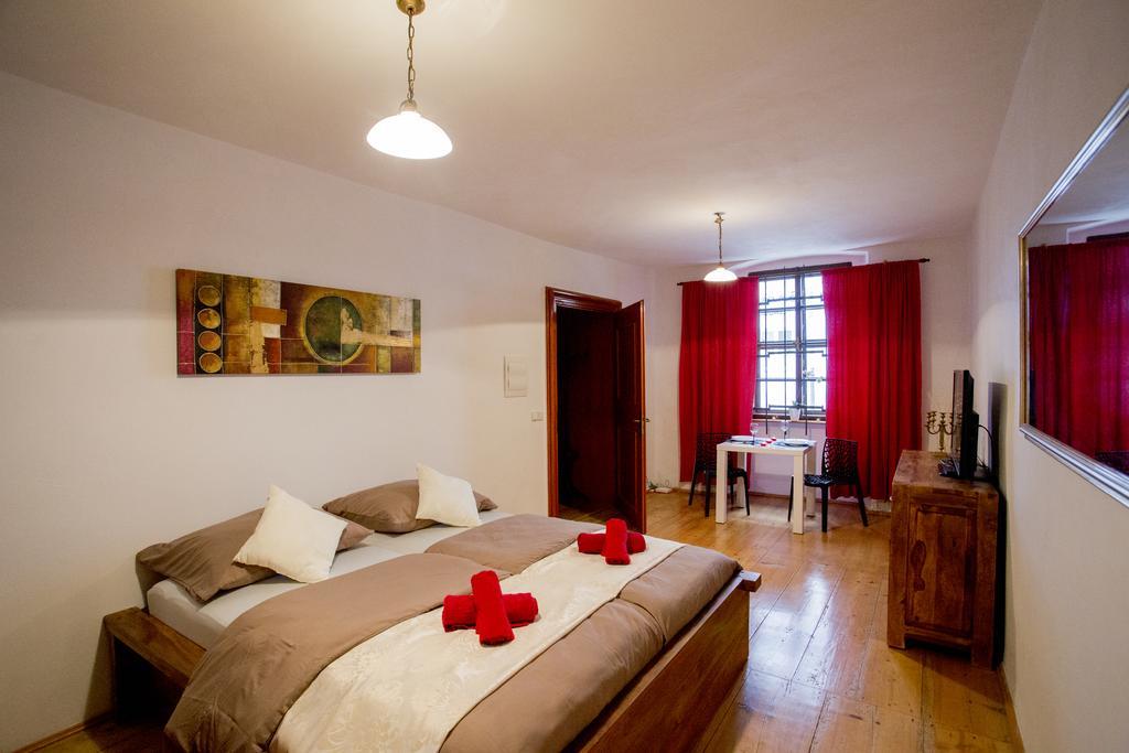 Apartman Marianska 5 Olomouc Kamer foto