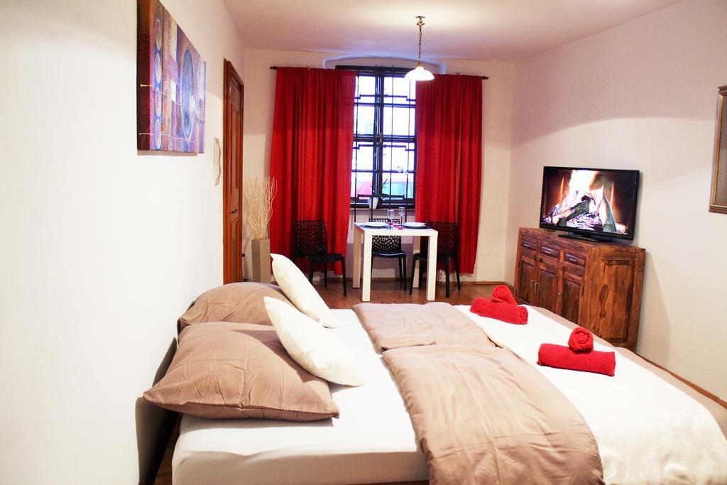 Apartman Marianska 5 Olomouc Kamer foto